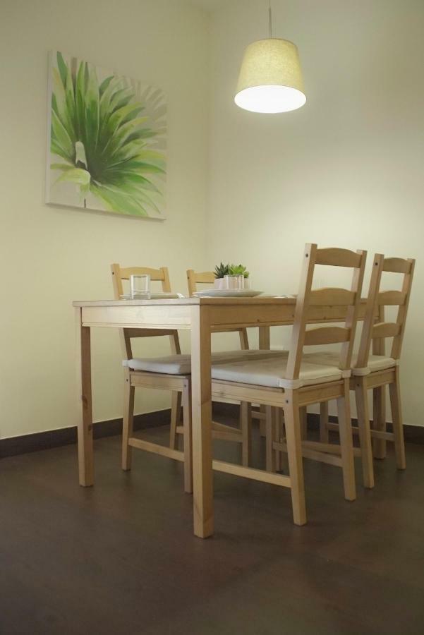 Apartamento Los Azahares Seville Ngoại thất bức ảnh